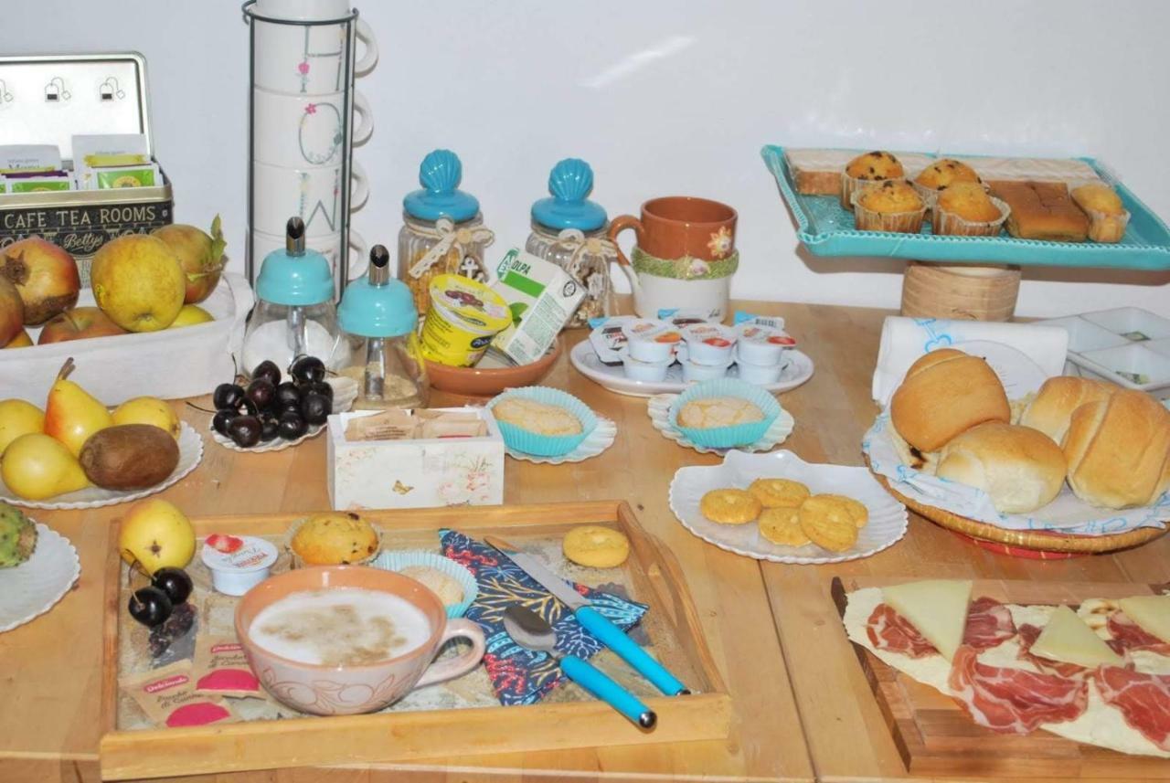 Bed and Breakfast A.C. Le Pavoncelle Assemini Zewnętrze zdjęcie